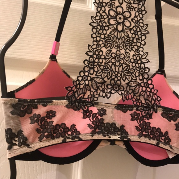 ๐Victoria Secret PINK Push-Up Racerback Bra - Picture 4 of 4